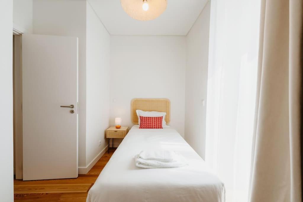 Lisbon Orange House - Beautiful Two-Bedroom Apartment 1D Exterior photo
